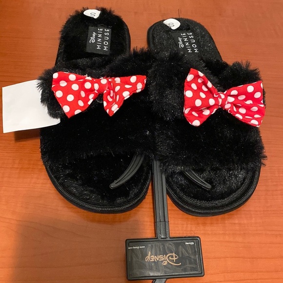 Disney Other - NWT Disney kids Slippers
